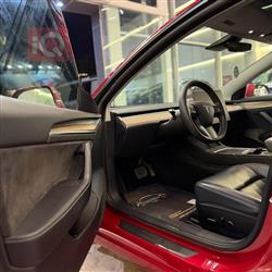 تسلا موديل 3